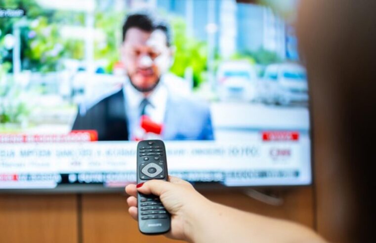 Mesmo com o streaming, 46% dos brasileiros das classes ABC seguem fiéis à TV tradicional