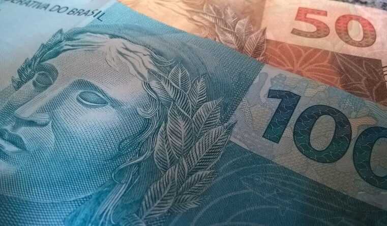 CNC estima que Auxílio Brasil injetará R$ 84 bilhões na economia