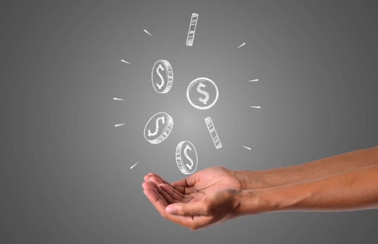 13º salário: prazo para pagamento é antecipado para sexta-feira (28)