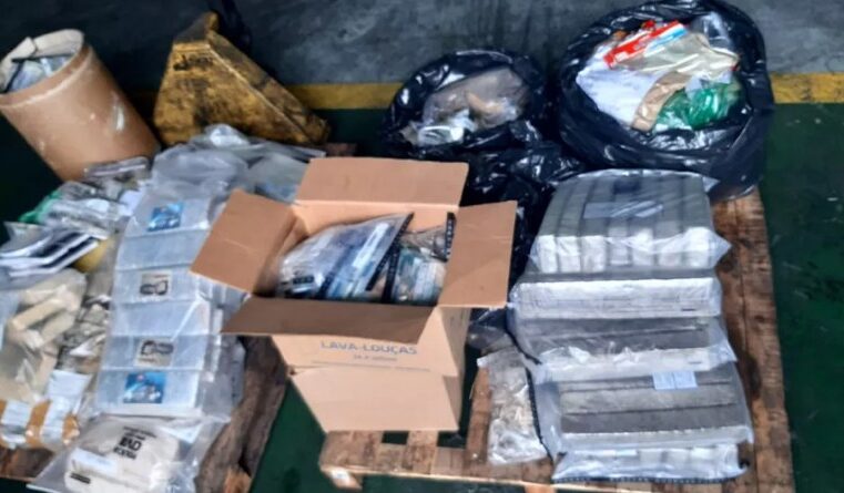 Montes Claros Polícia Civil incinerou 300 quilos de entorpecentes.