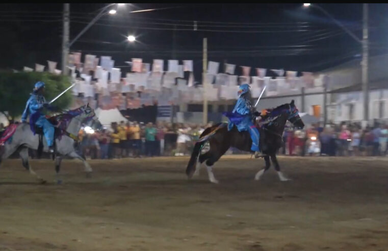 Encenação de “Cristãos e Mouros” nas cavalhadas do Brejo do Amparo. Confira as imagens!