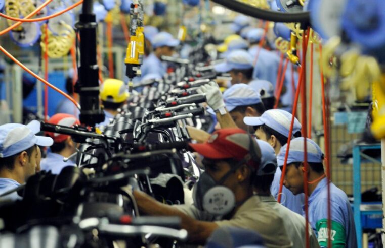 Indústria brasileira terá programa nacional para cuidar da saúde mental dos trabalhadores