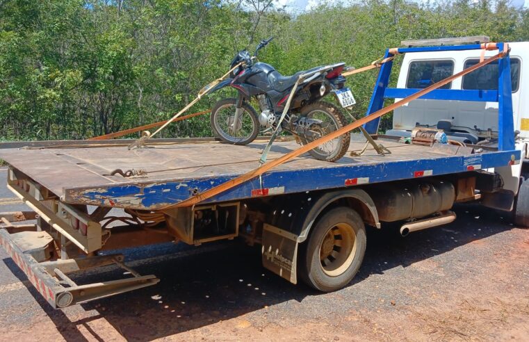 Motocicleta furtada em Pedras de Maria da Cruz é recuperada
