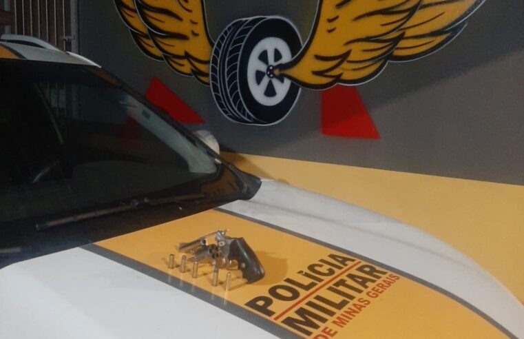 Motociclista percebe blitz e tenta fugir. Acabou preso!