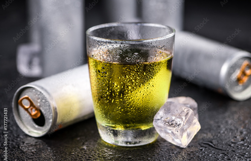 Bebidas energéticas e esportivas são inapropriadas para menores de 18 anos.