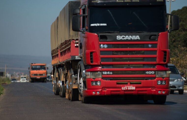 MP que transfere contratação de seguros para transportadores de cargas pode elevar custos.