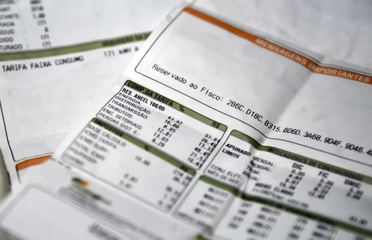 Conta de luz mais cara: ANEEL aciona bandeira vermelha 2 para o mês de agosto