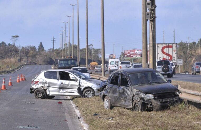 Sono e direção: dormir no volante está entre as principais causas de acidentes nas rodovias no país.