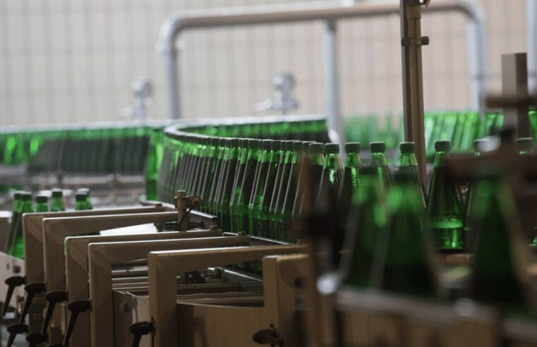 Câmara aprova até 15 anos de prisão para quem adulterar bebidas e gerar mortes