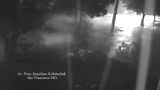 Chuvas com rajadas de vento atingem São Francisco. Em Januária a previsão é de temporal