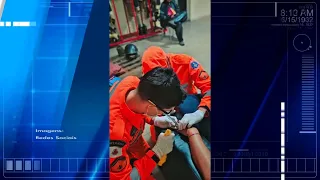 Mulher pede ajuda dos bombeiros para retirar objeto preso ao dedo