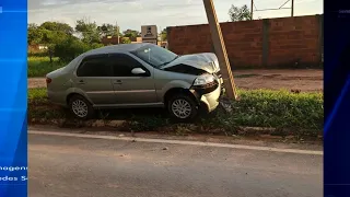 Dois acidentes acontecem próximos à cidade