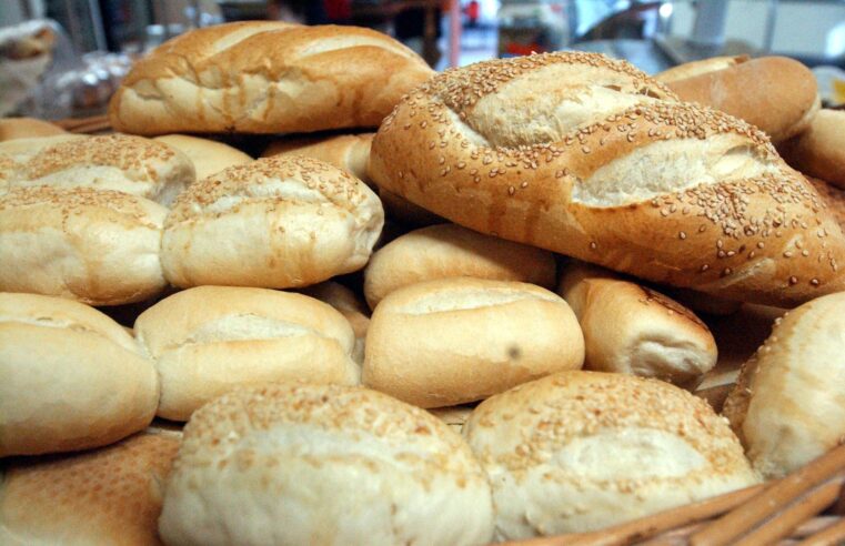 Preço do pão francês deve ser fixado em local de fácil visualização do consumidor