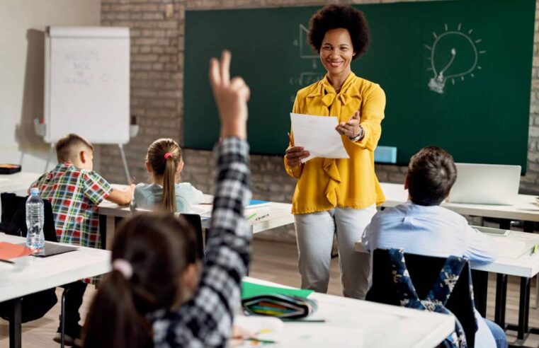 Professores conquistam direito de acumular cargos públicos de qualquer natureza com promulgação da EC 138