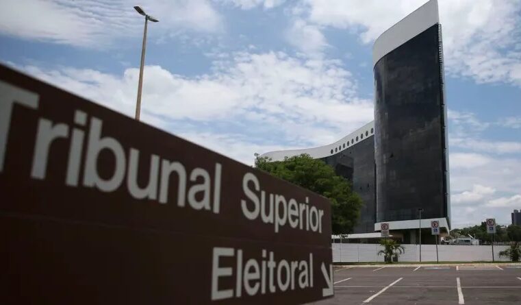 TSE reúne entidades que vão fiscalizar eleições em 2022.