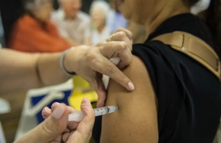 Vacinação contra a gripe: unidades de saúde do SUS continuam mobilizadas em todo País.